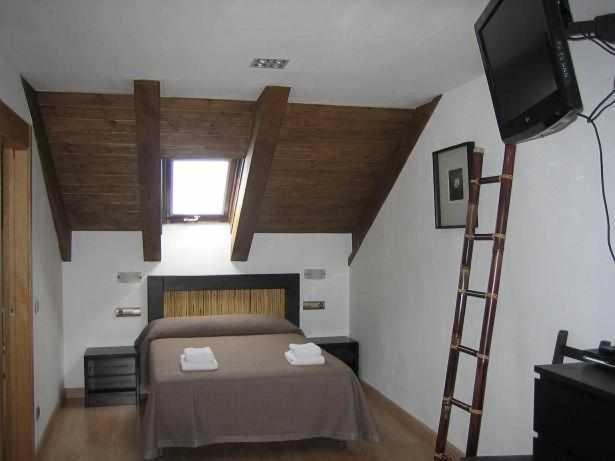 Apartamentos Puerta De Ordesa Laspuña Екстериор снимка